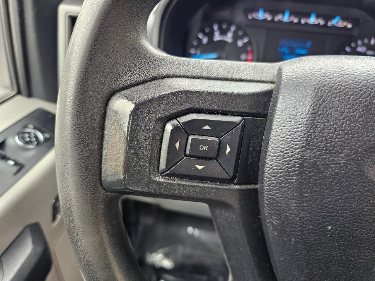 Ford Super Duty F-250 SRW XLT 2WD Reg Cab 8' Box 2020