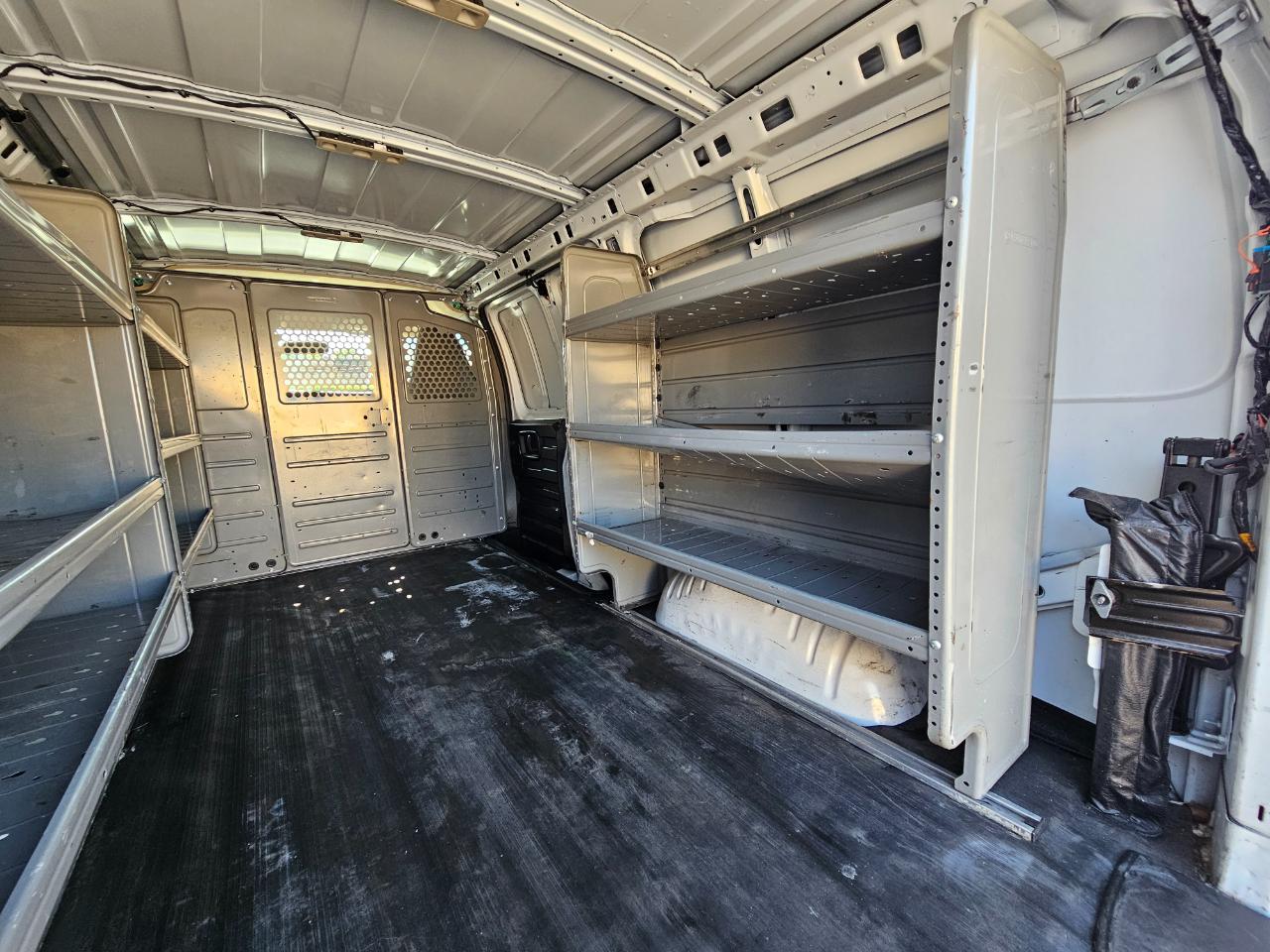 Chevrolet Express Cargo Van RWD 2500 135" 2019