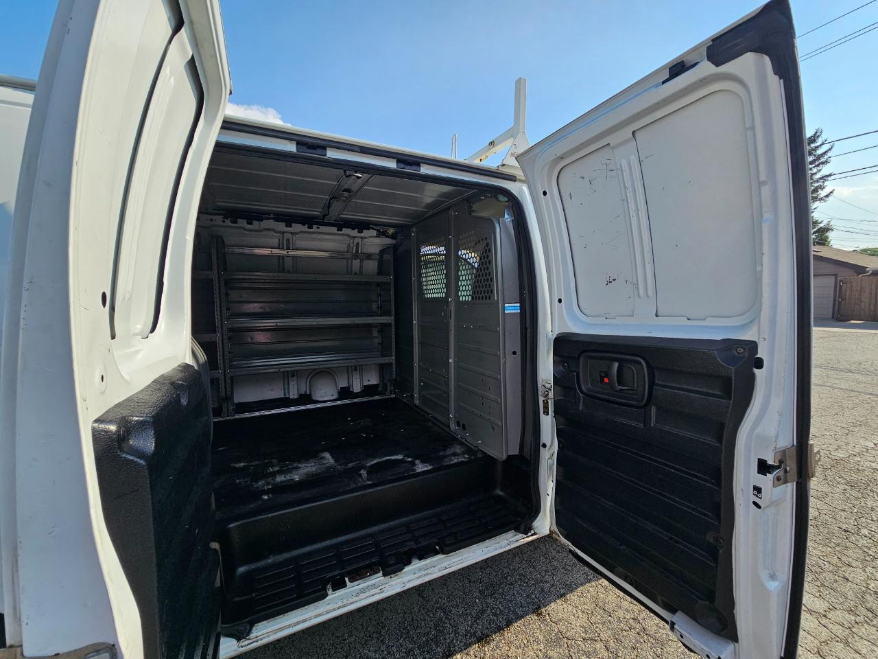 Chevrolet Express Cargo Van RWD 2500 135" 2019