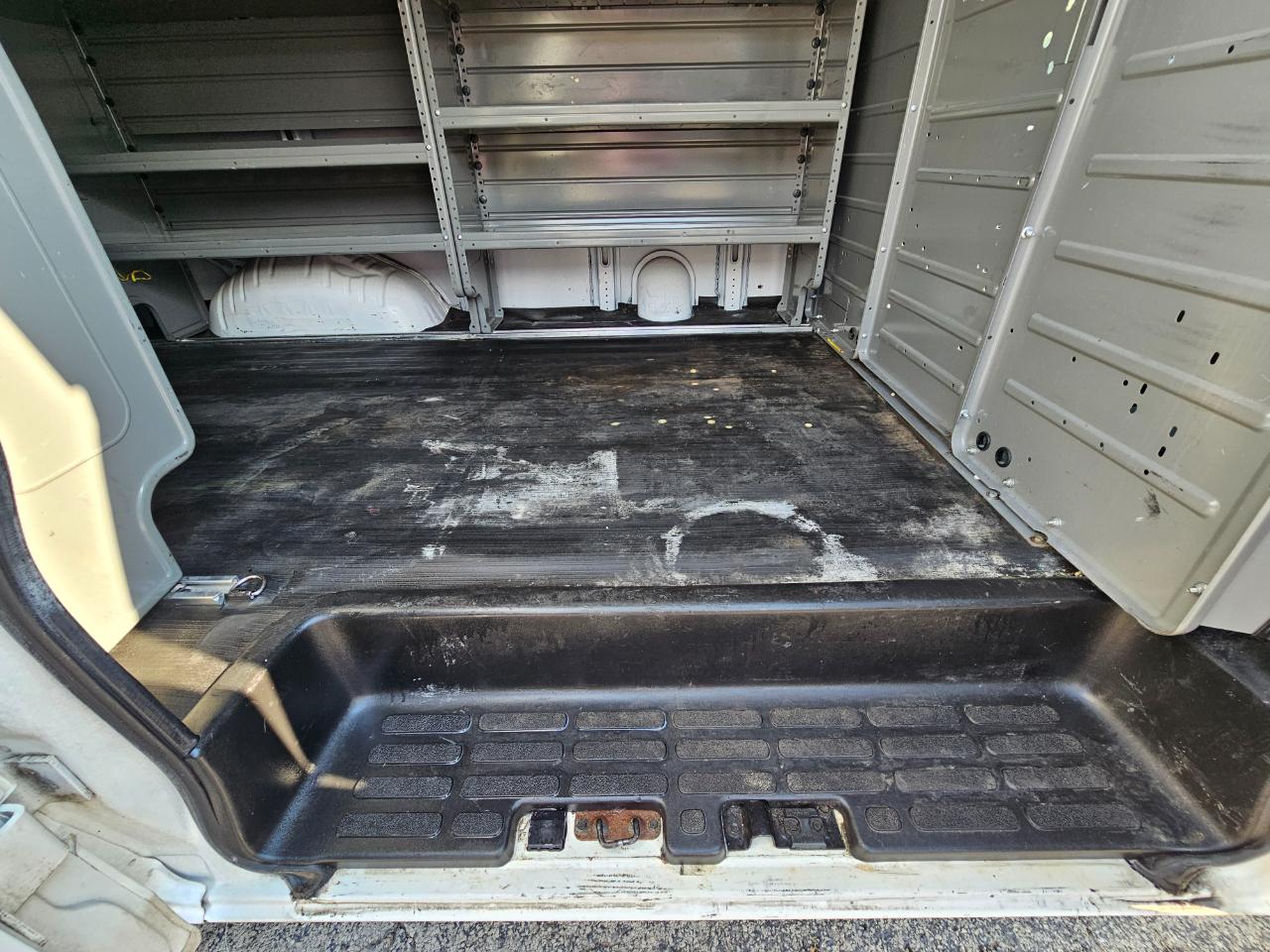 Chevrolet Express Cargo Van RWD 2500 135" 2019