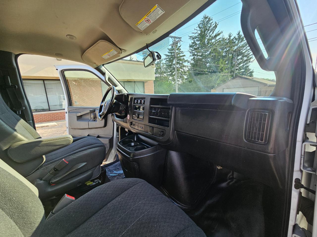 Chevrolet Express Cargo Van RWD 2500 135" 2019
