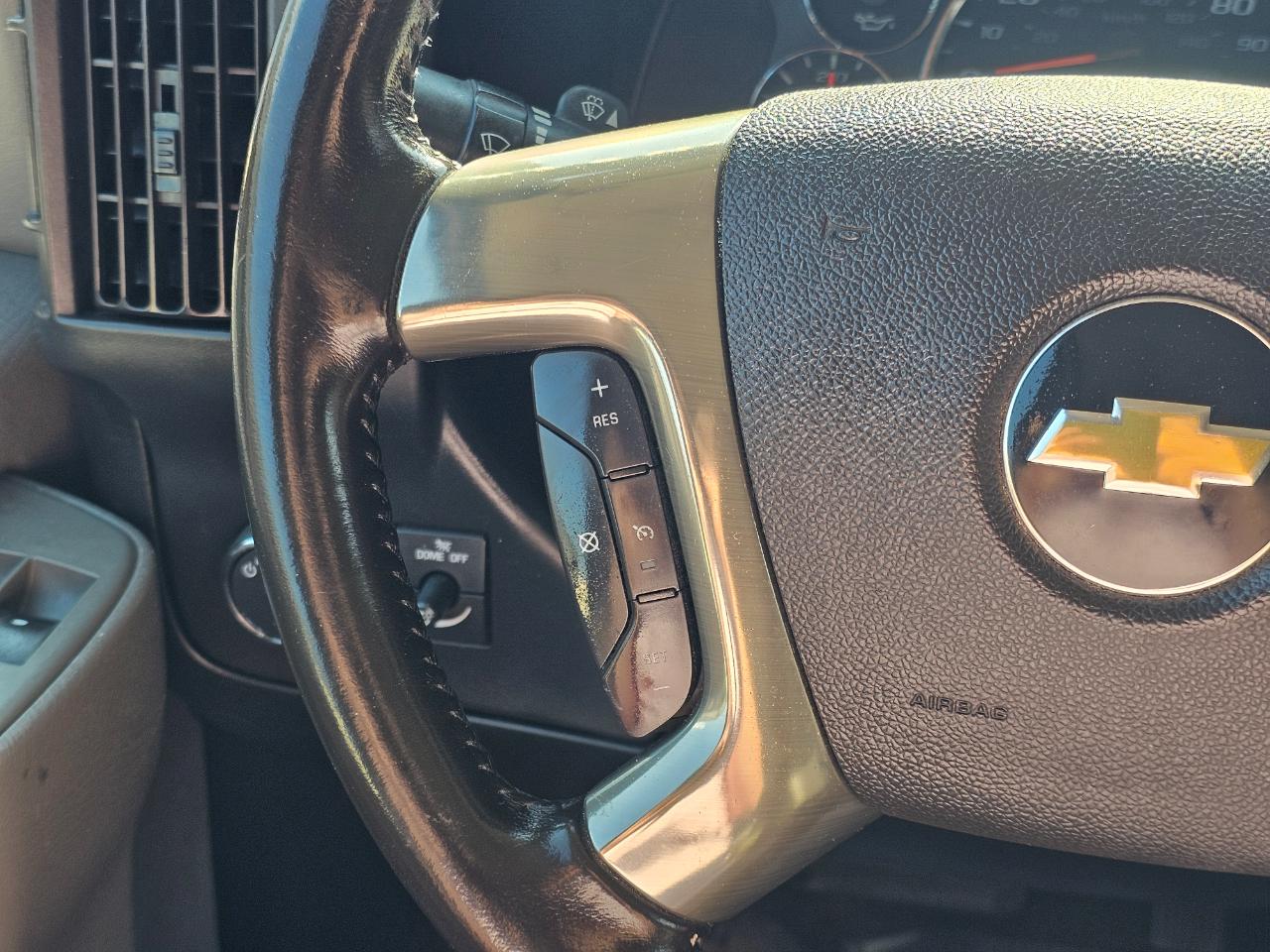 Chevrolet Express Cargo Van RWD 2500 135" 2019