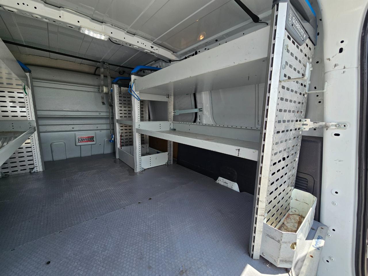 Ford Transit Connect Van XL LWB w/Rear Symmetrical Doors 2015