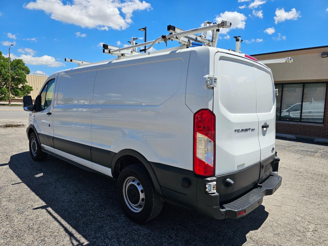 Ford Transit Van T-350 148" Low Rf 9500 GVWR Swing-Out RH Dr 2017