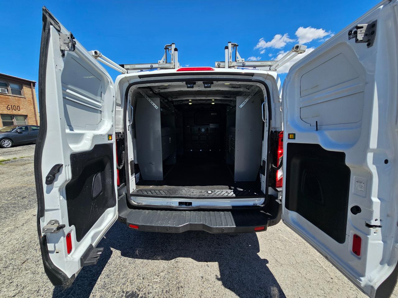 Ford Transit Van T-350 148" Low Rf 9500 GVWR Swing-Out RH Dr 2017