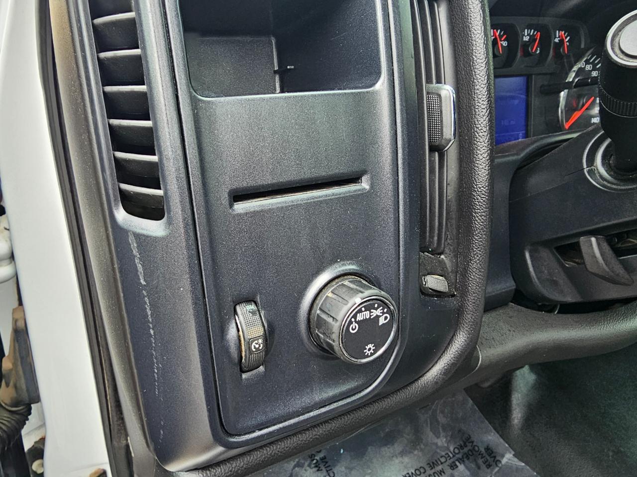 GMC Sierra 1500 2WD Reg Cab 133.0" 2016