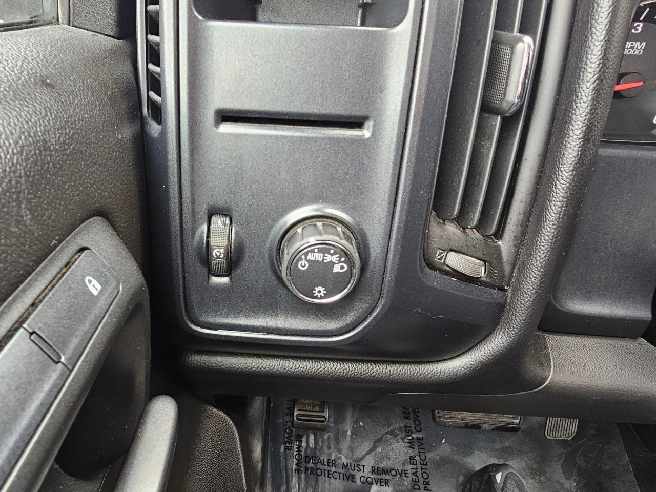 GMC Sierra 1500 2WD Reg Cab 133.0" 2016