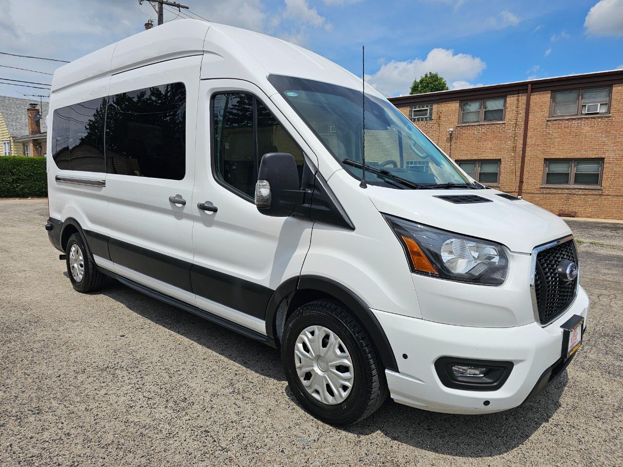 Ford Transit Passenger Wagon T-350 148" High Roof XLT RWD 2024