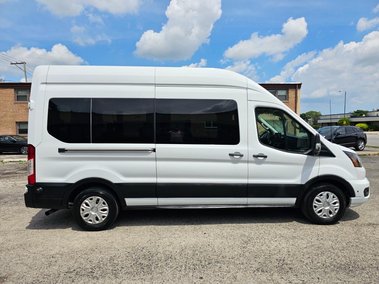 Ford Transit Passenger Wagon T-350 148" High Roof XLT RWD 2024