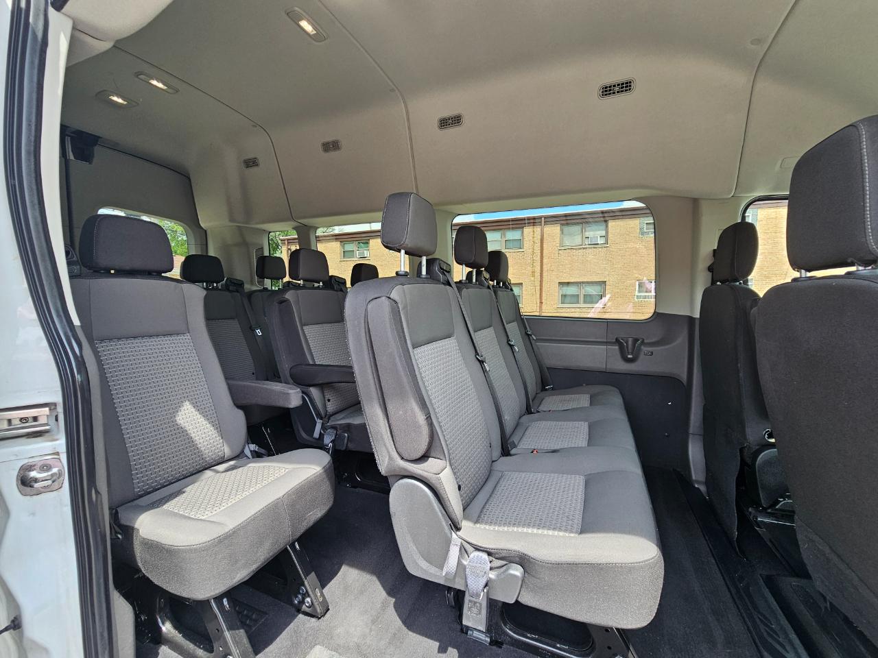 Ford Transit Passenger Wagon T-350 148" High Roof XLT RWD 2024