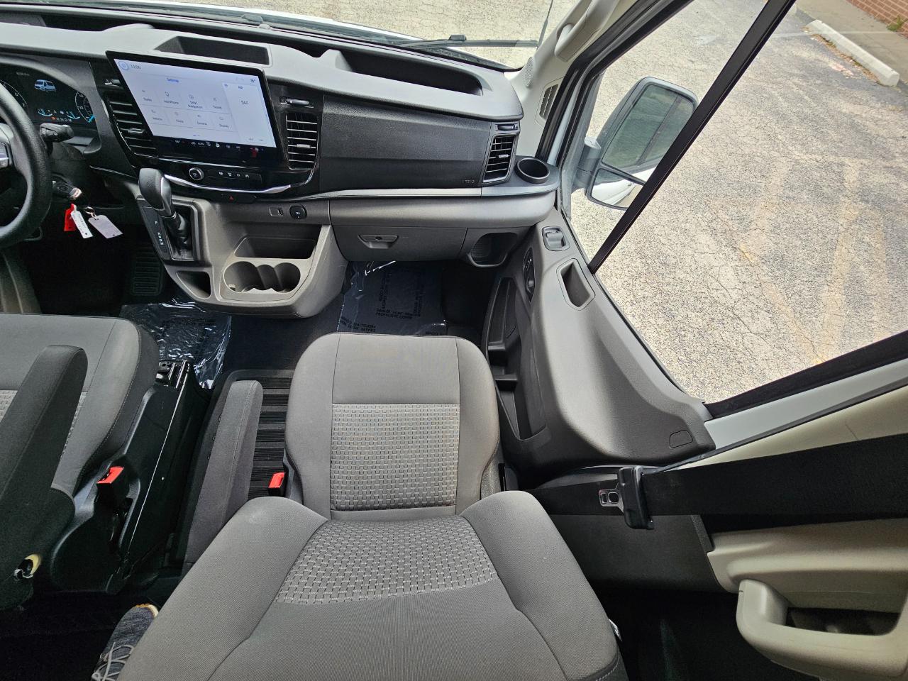 Ford Transit Passenger Wagon T-350 148" High Roof XLT RWD 2024
