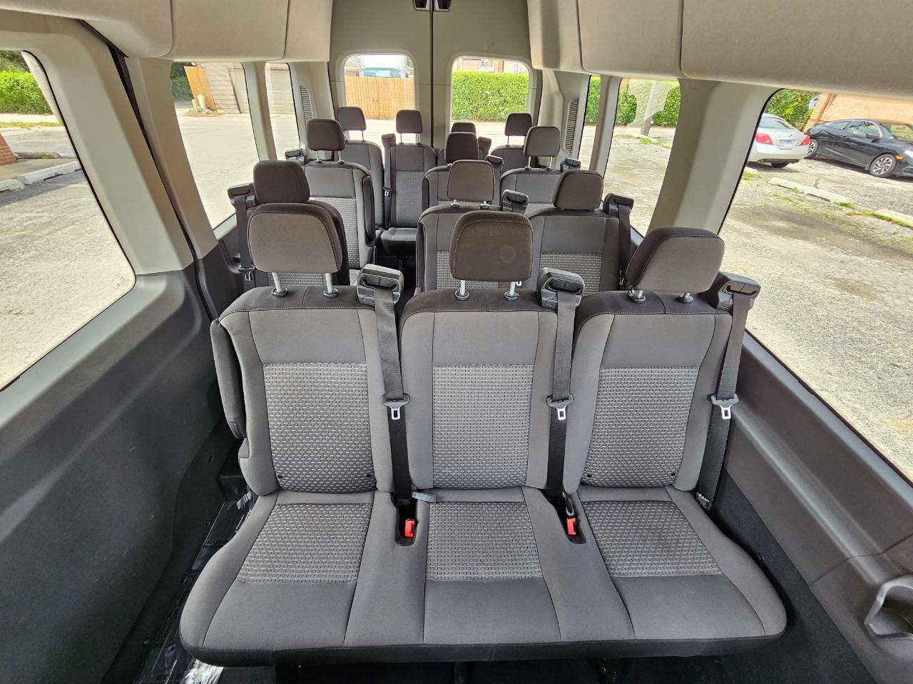 Ford Transit Passenger Wagon T-350 148" High Roof XLT RWD 2024