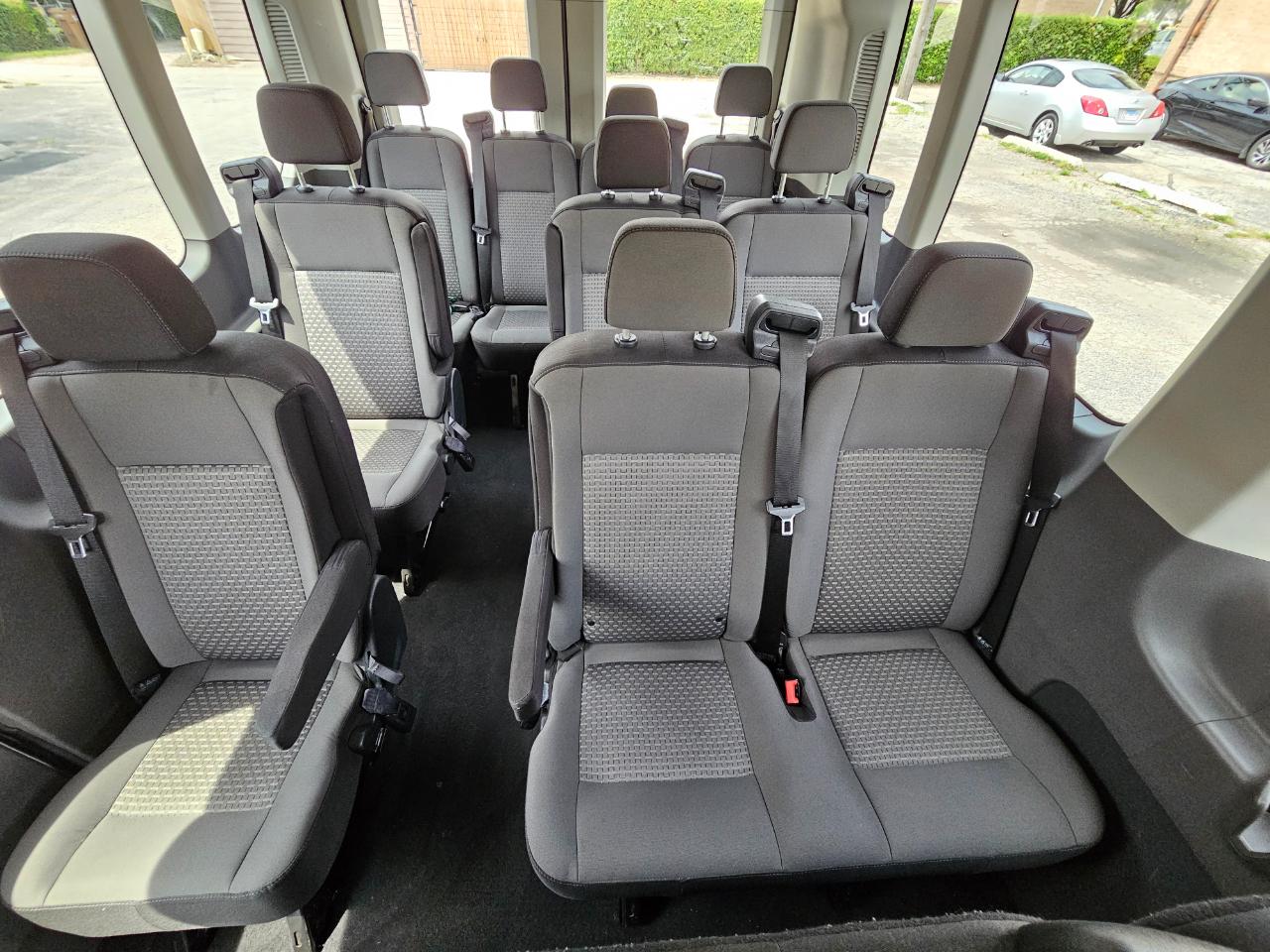 Ford Transit Passenger Wagon T-350 148" High Roof XLT RWD 2024