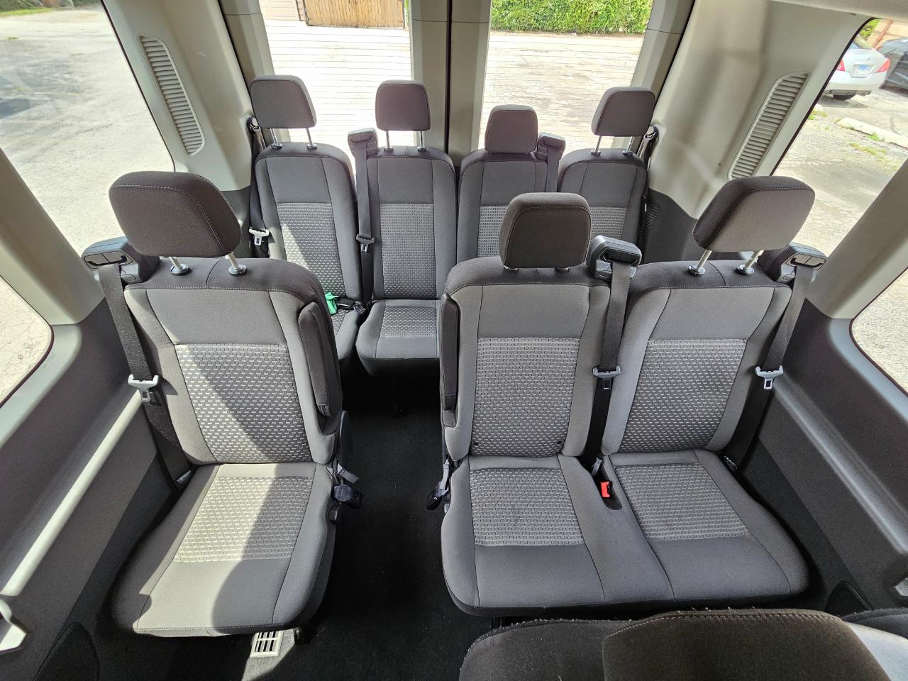 Ford Transit Passenger Wagon T-350 148" High Roof XLT RWD 2024
