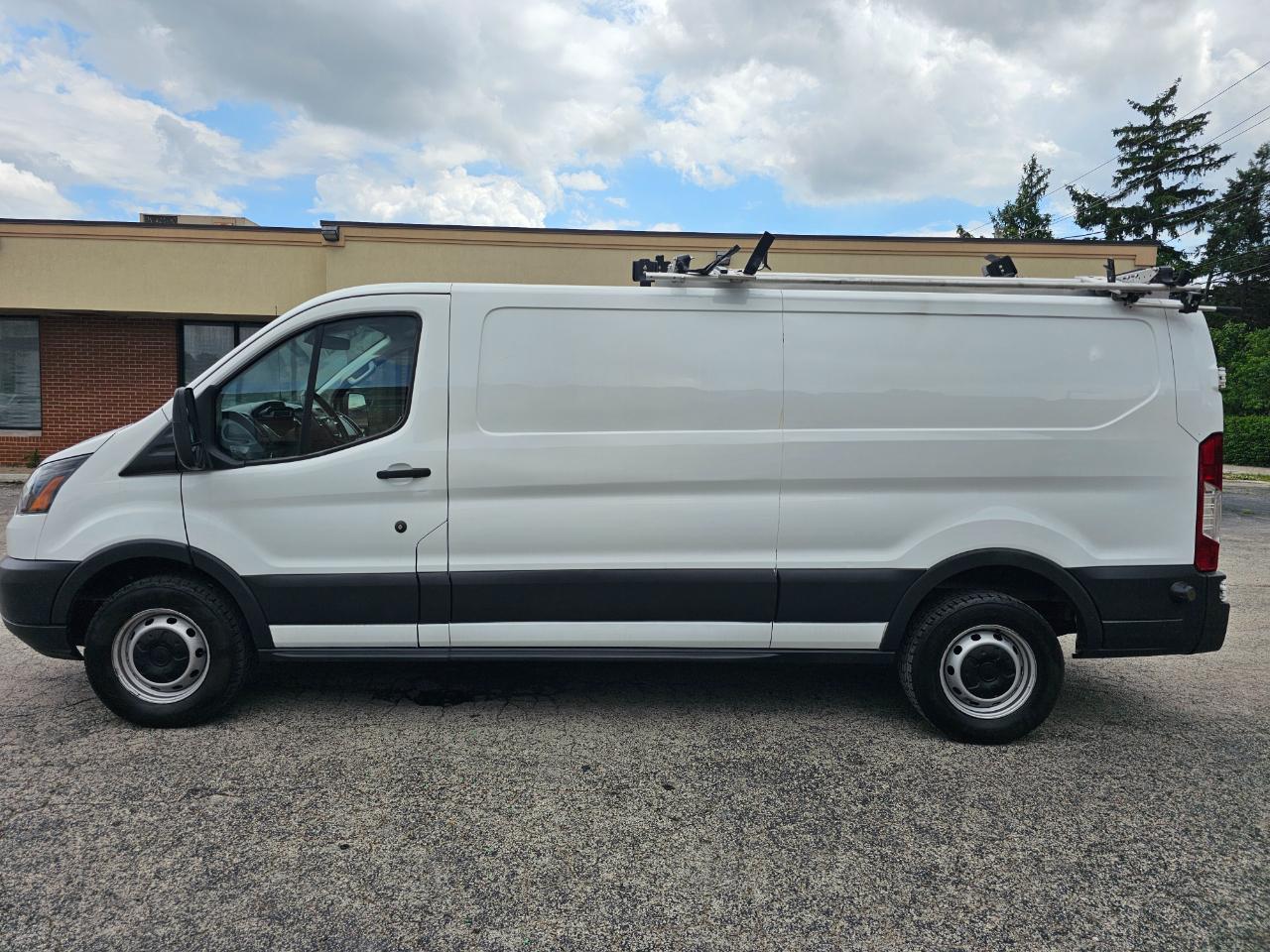 Ford Transit Van T-250 148" Low Rf 9000 GVWR Sliding RH Dr 2018