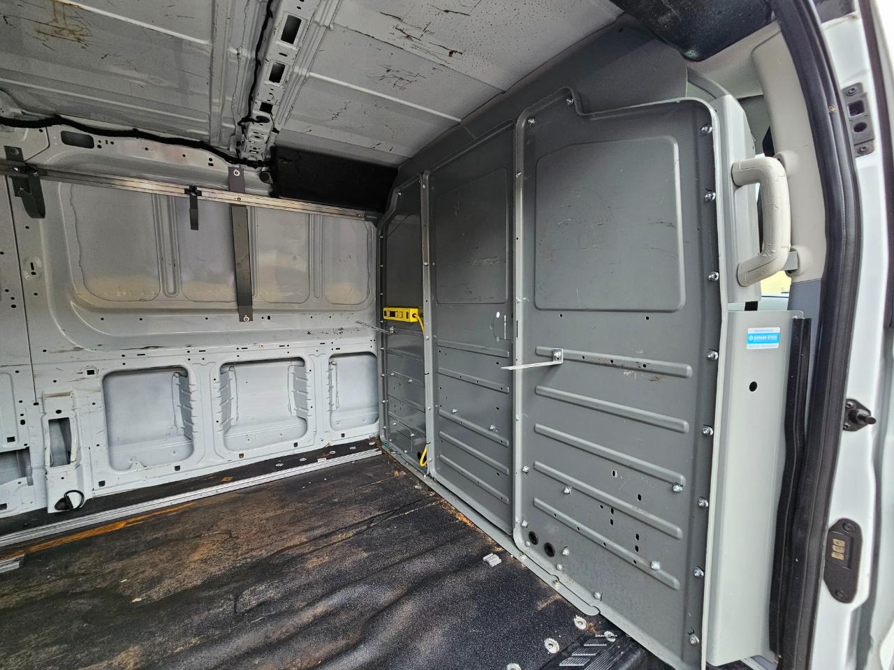 Ford Transit Van T-250 148" Low Rf 9000 GVWR Sliding RH Dr 2018