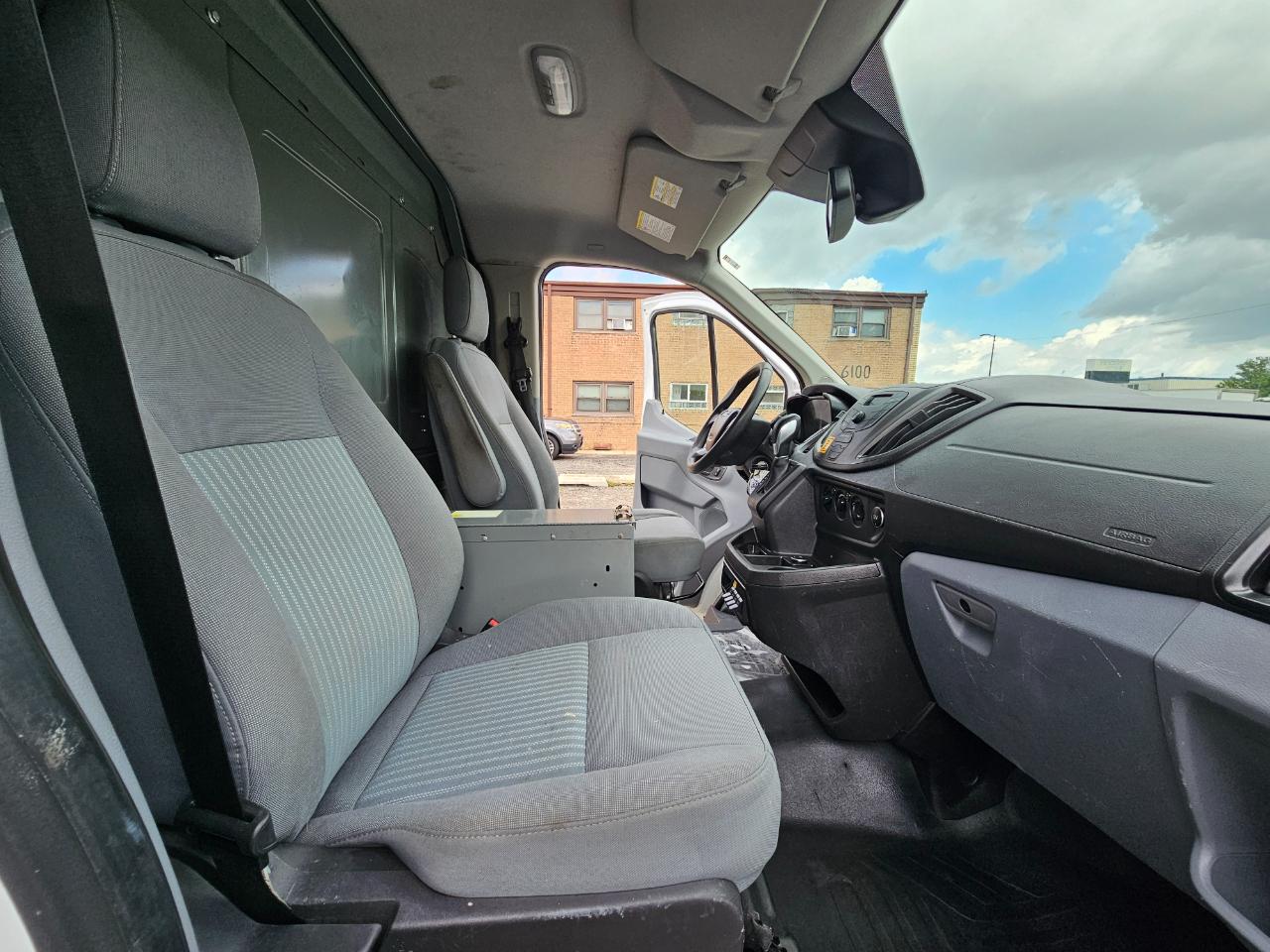 Ford Transit Van T-250 148" Low Rf 9000 GVWR Sliding RH Dr 2018