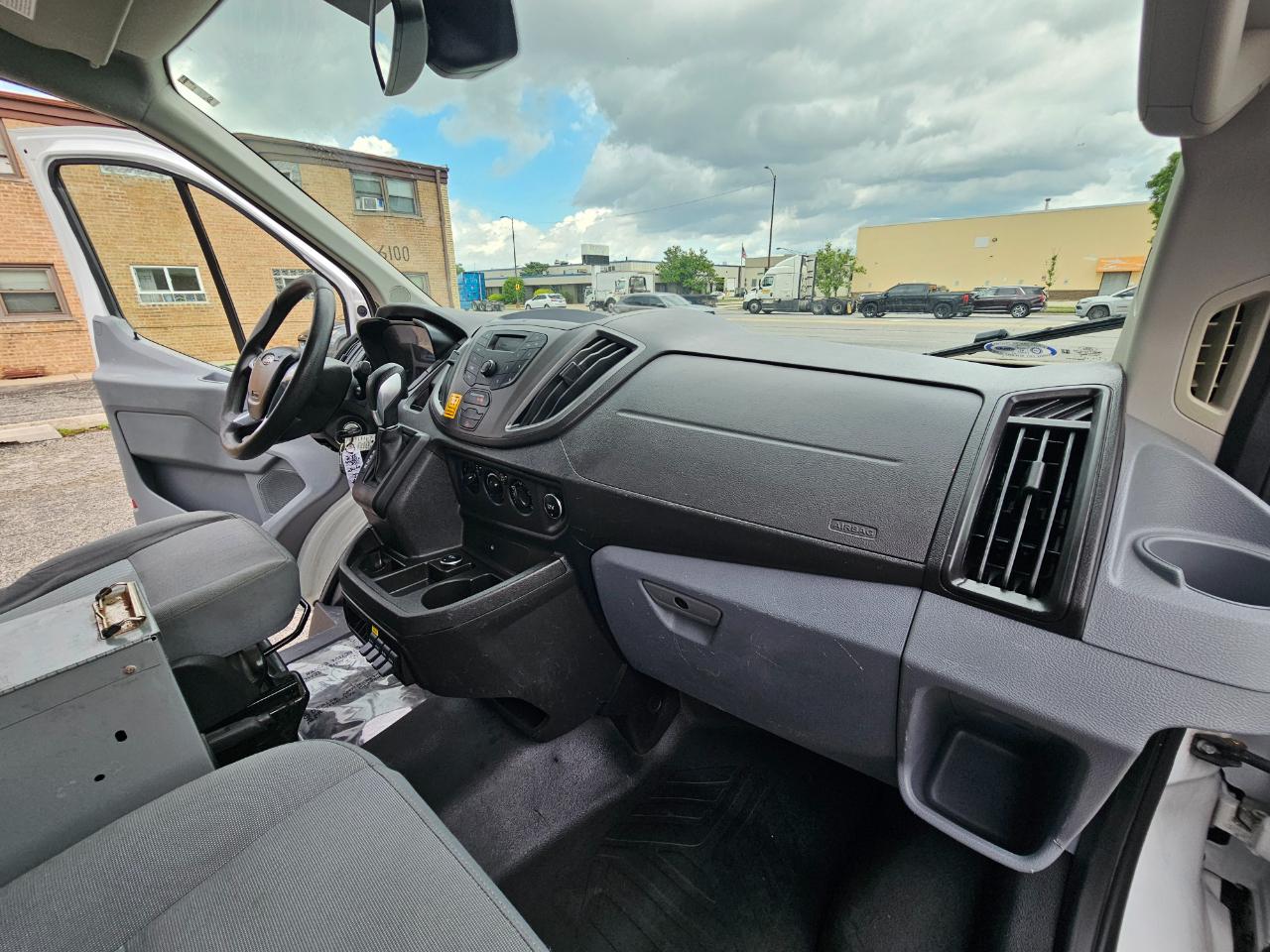 Ford Transit Van T-250 148" Low Rf 9000 GVWR Sliding RH Dr 2018