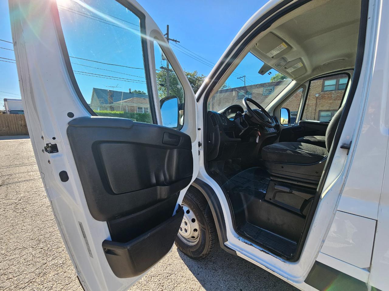 RAM ProMaster Cargo Van 1500 Low Roof 136" WB 2017