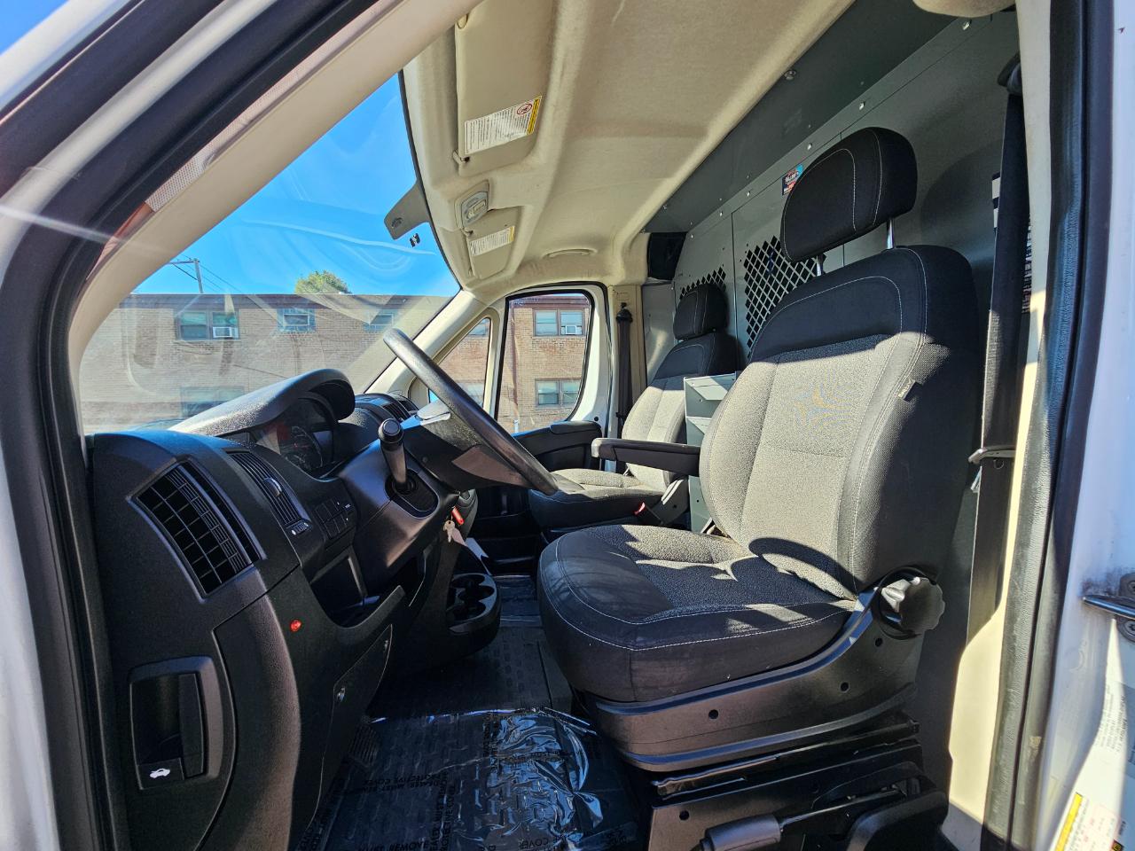 RAM ProMaster Cargo Van 1500 Low Roof 136" WB 2017