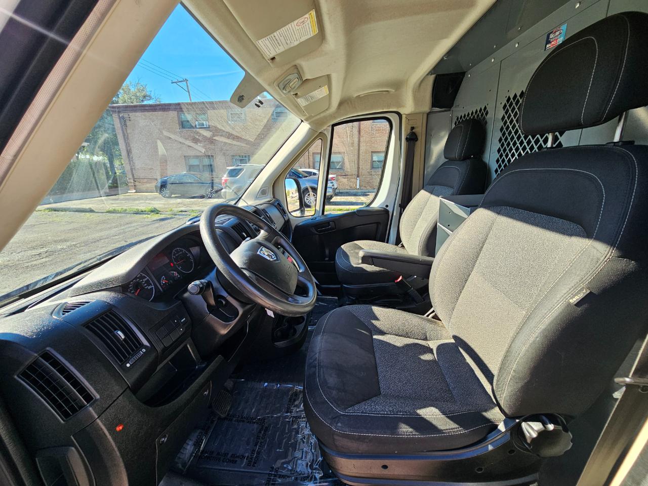 RAM ProMaster Cargo Van 1500 Low Roof 136" WB 2017