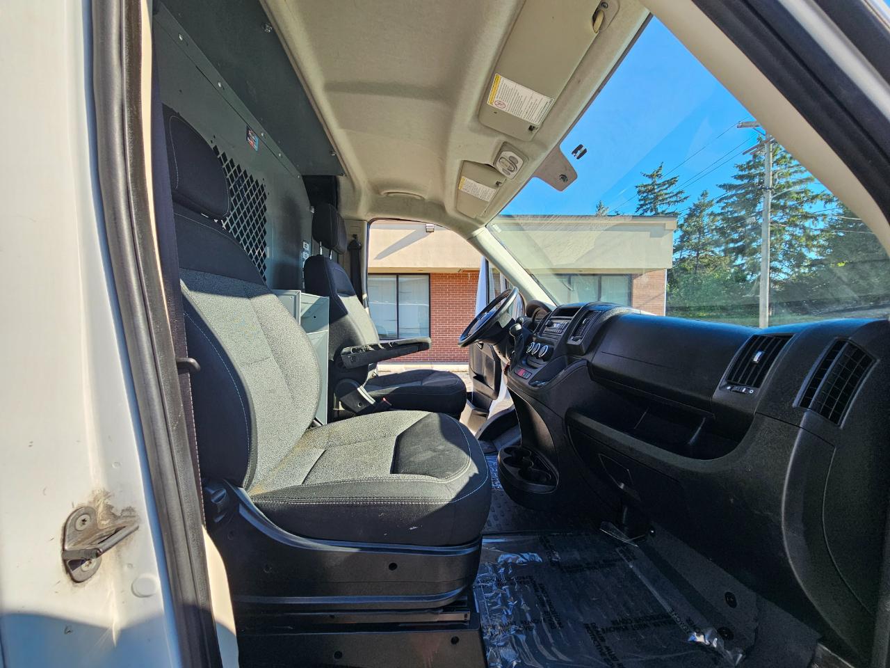 RAM ProMaster Cargo Van 1500 Low Roof 136" WB 2017