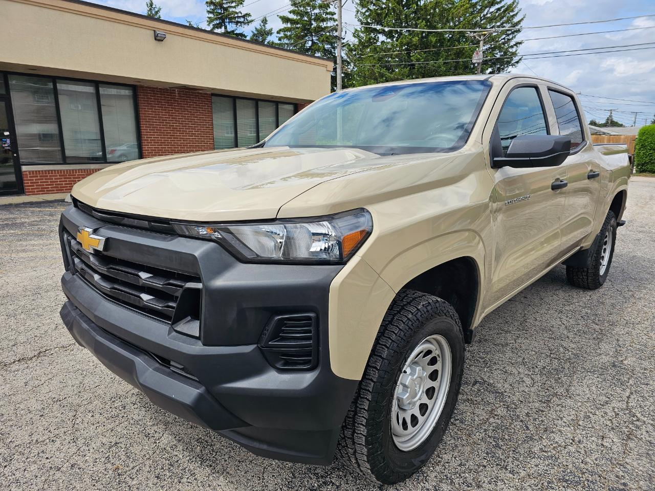 Chevrolet Colorado 2WD Crew Cab WT 2024