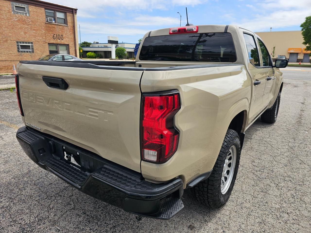 Chevrolet Colorado 2WD Crew Cab WT 2024