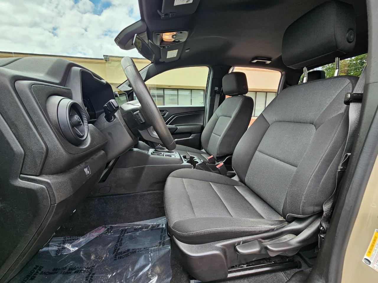 Chevrolet Colorado 2WD Crew Cab WT 2024