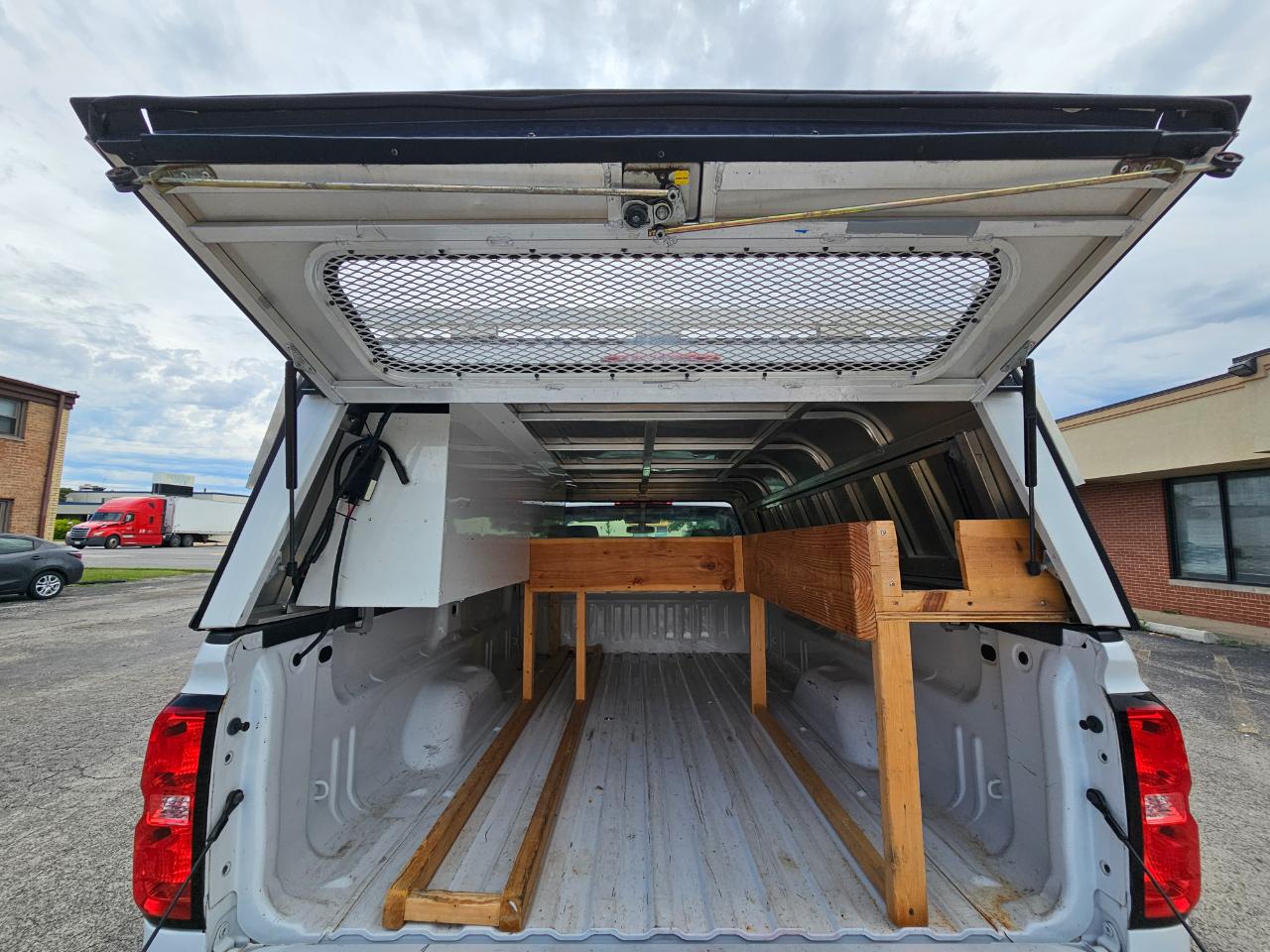 Chevrolet Silverado 1500 2WD Reg Cab 133.0" Work Truck 2018