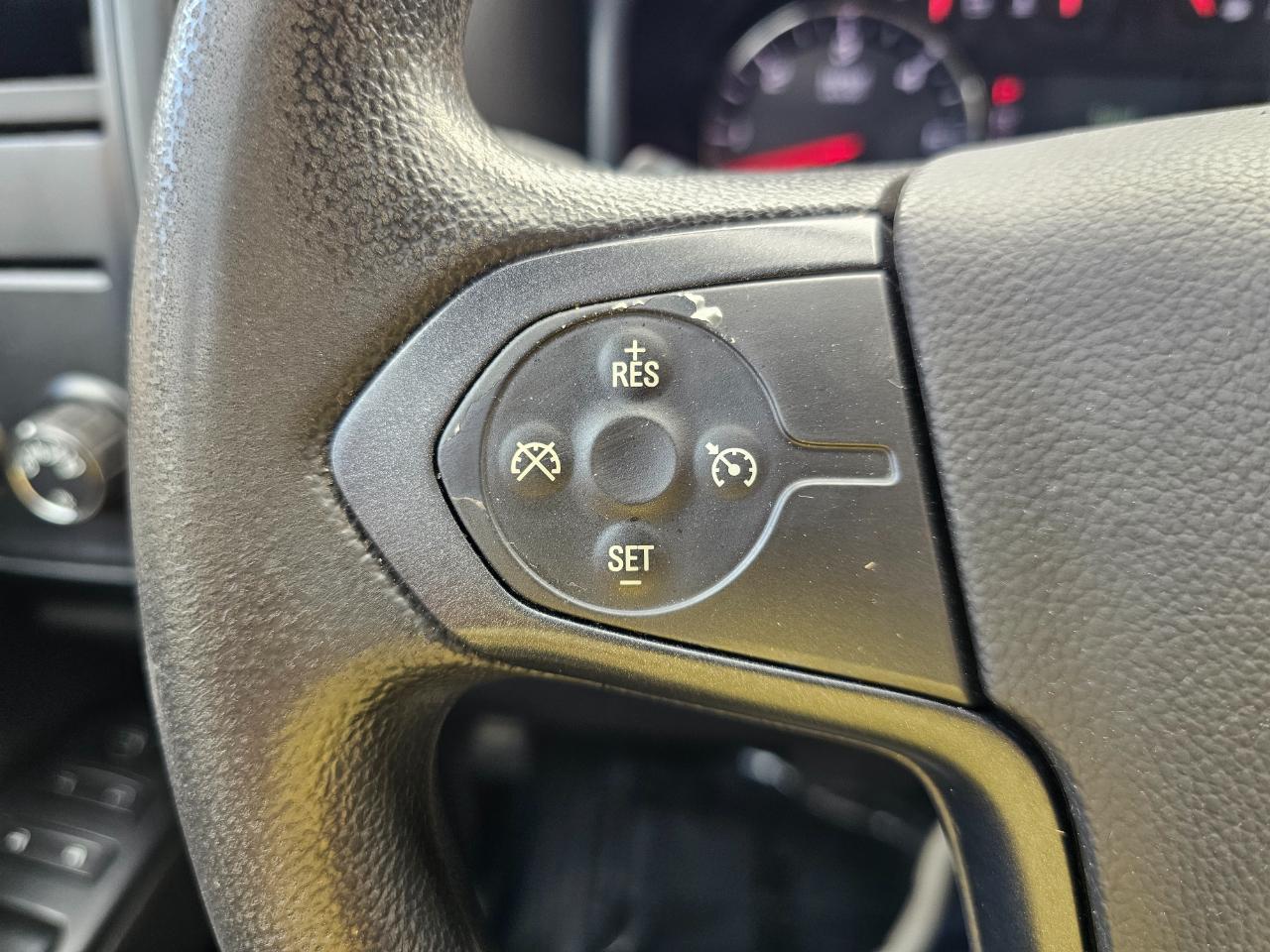Chevrolet Silverado 1500 2WD Reg Cab 133.0" Work Truck 2018