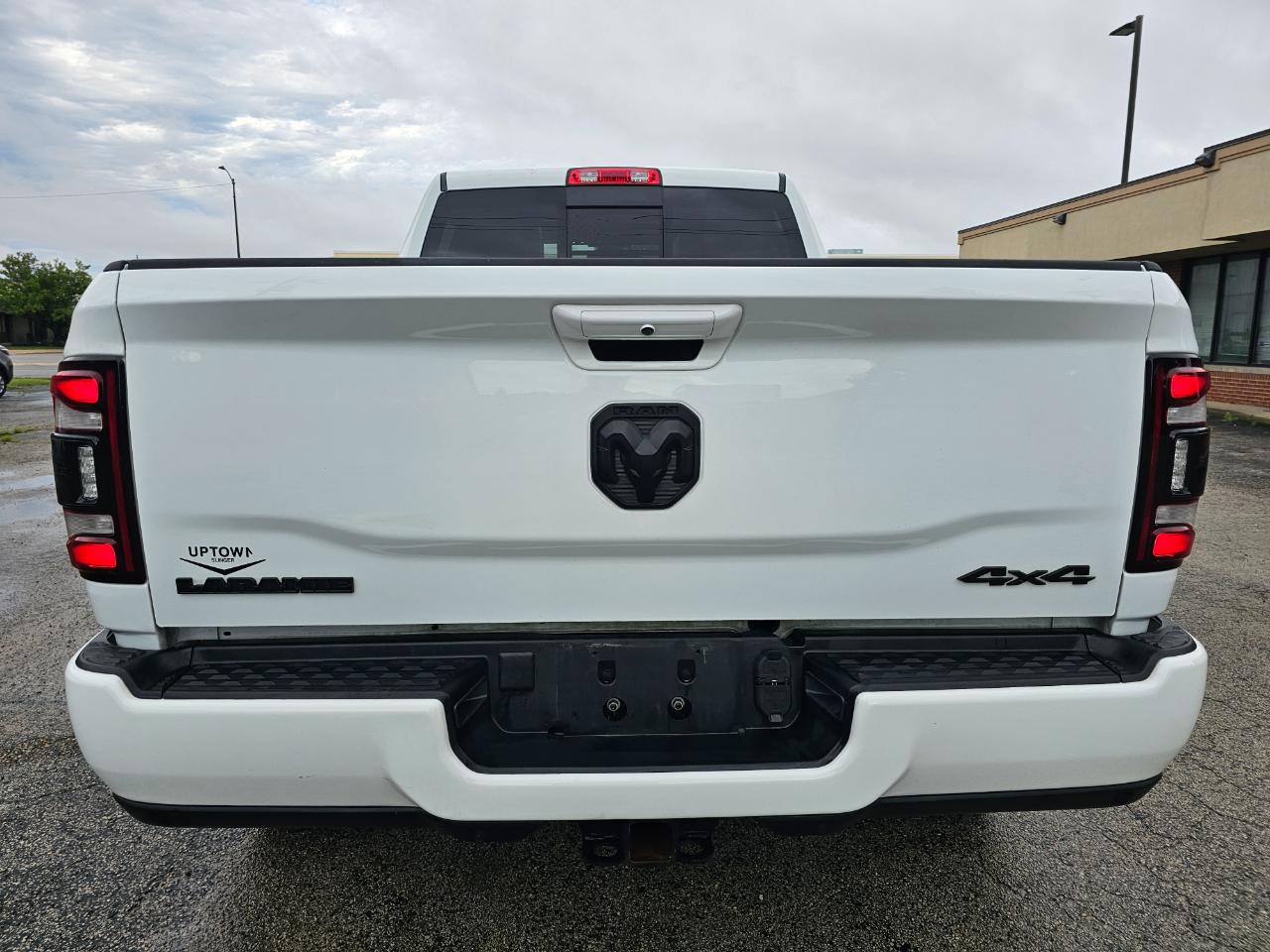 RAM 2500 Laramie 4x4 Crew Cab 6'4" Box 2023