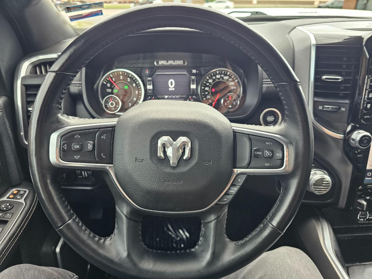 RAM 2500 Laramie 4x4 Crew Cab 6'4" Box 2023