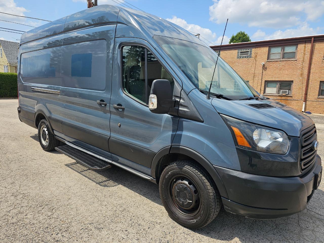 2019 Ford Transit Van T-250 148" EL Hi Rf 9000 GVWR Sliding RH Dr