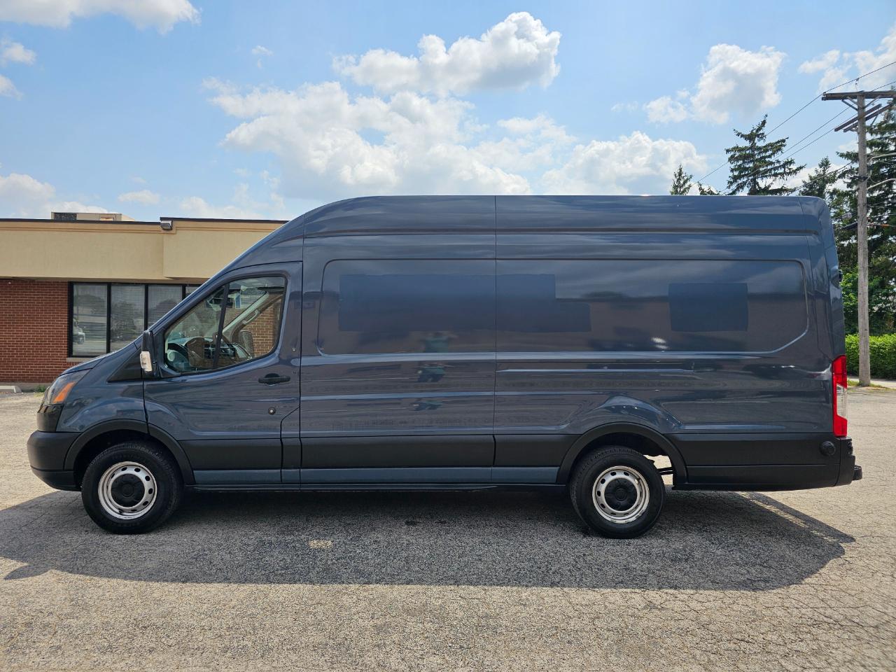 Ford Transit Van T-250 148" EL Hi Rf 9000 GVWR Sliding RH Dr 2019