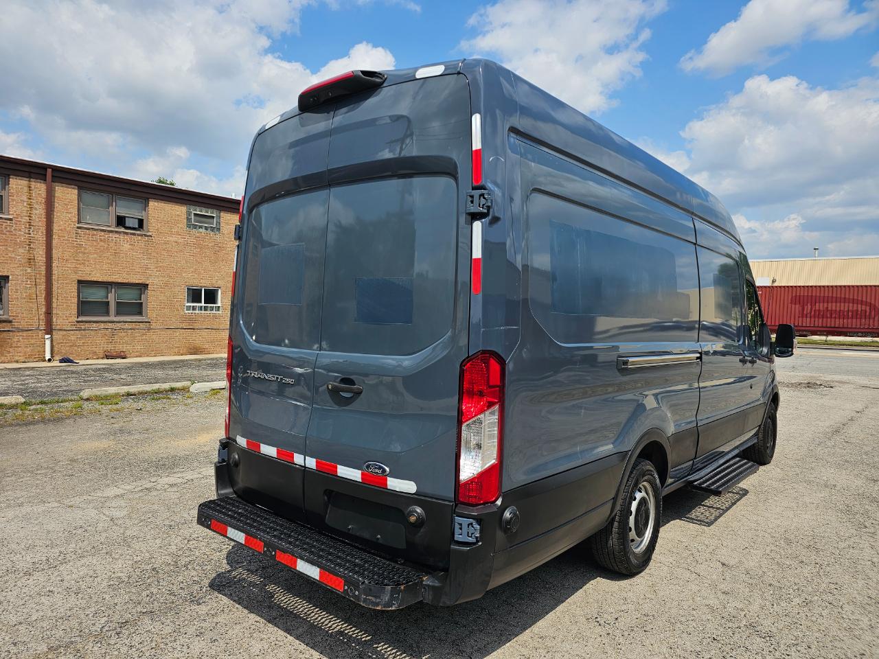 Ford Transit Van T-250 148" EL Hi Rf 9000 GVWR Sliding RH Dr 2019