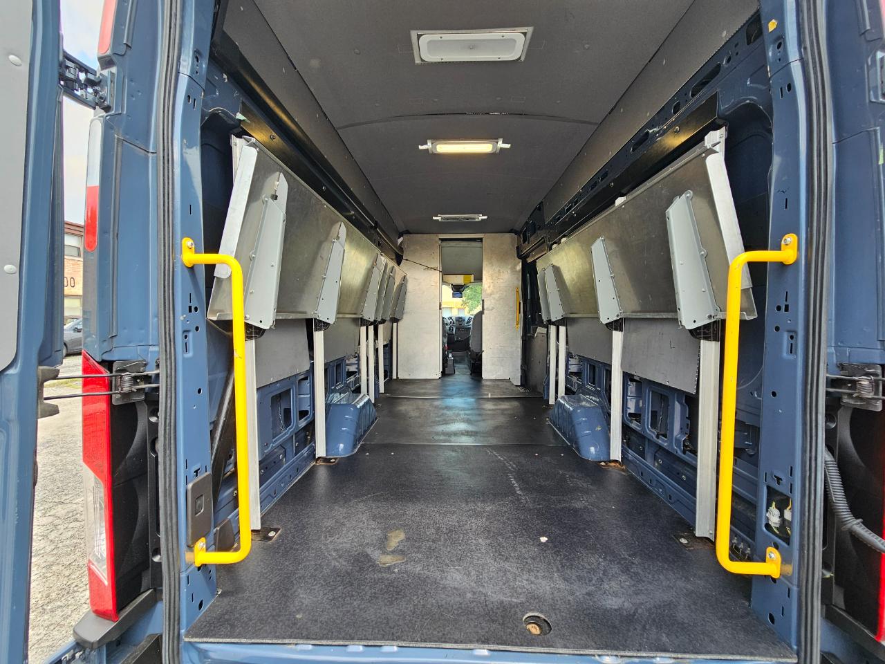 Ford Transit Van T-250 148" EL Hi Rf 9000 GVWR Sliding RH Dr 2019