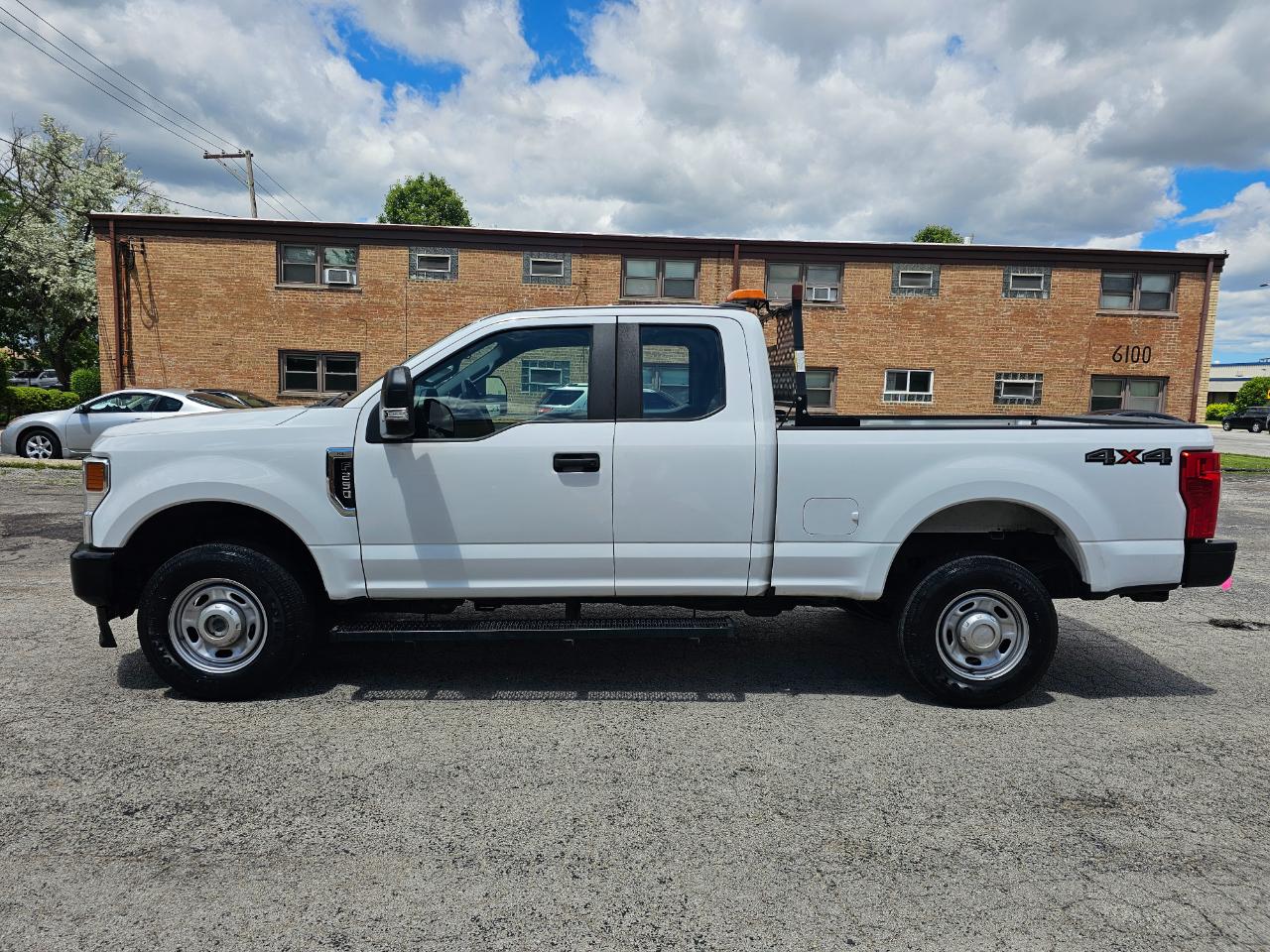 Ford Super Duty F-250 SRW 4WD SuperCab 158" XL 2020