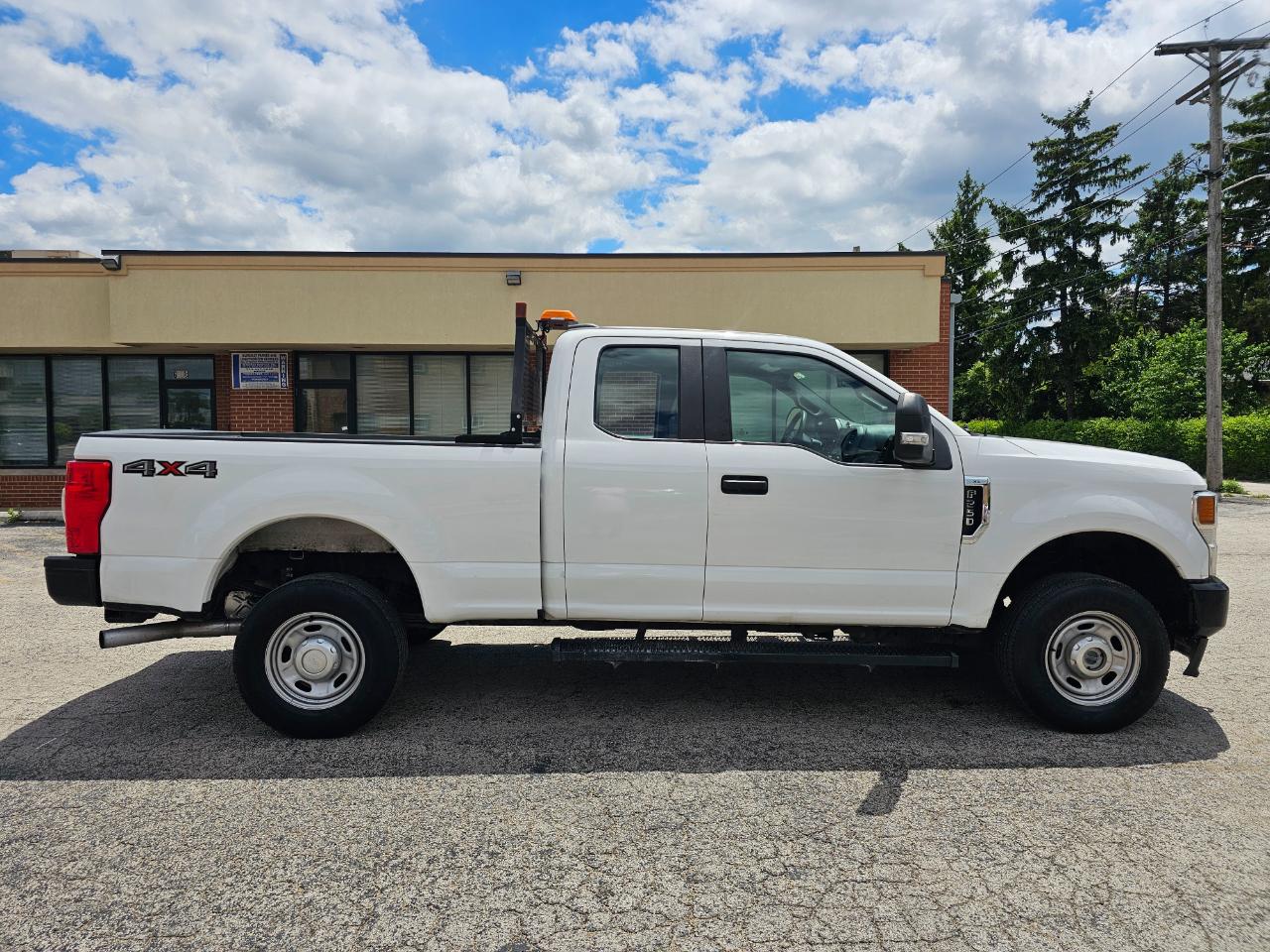 Ford Super Duty F-250 SRW 4WD SuperCab 158" XL 2020