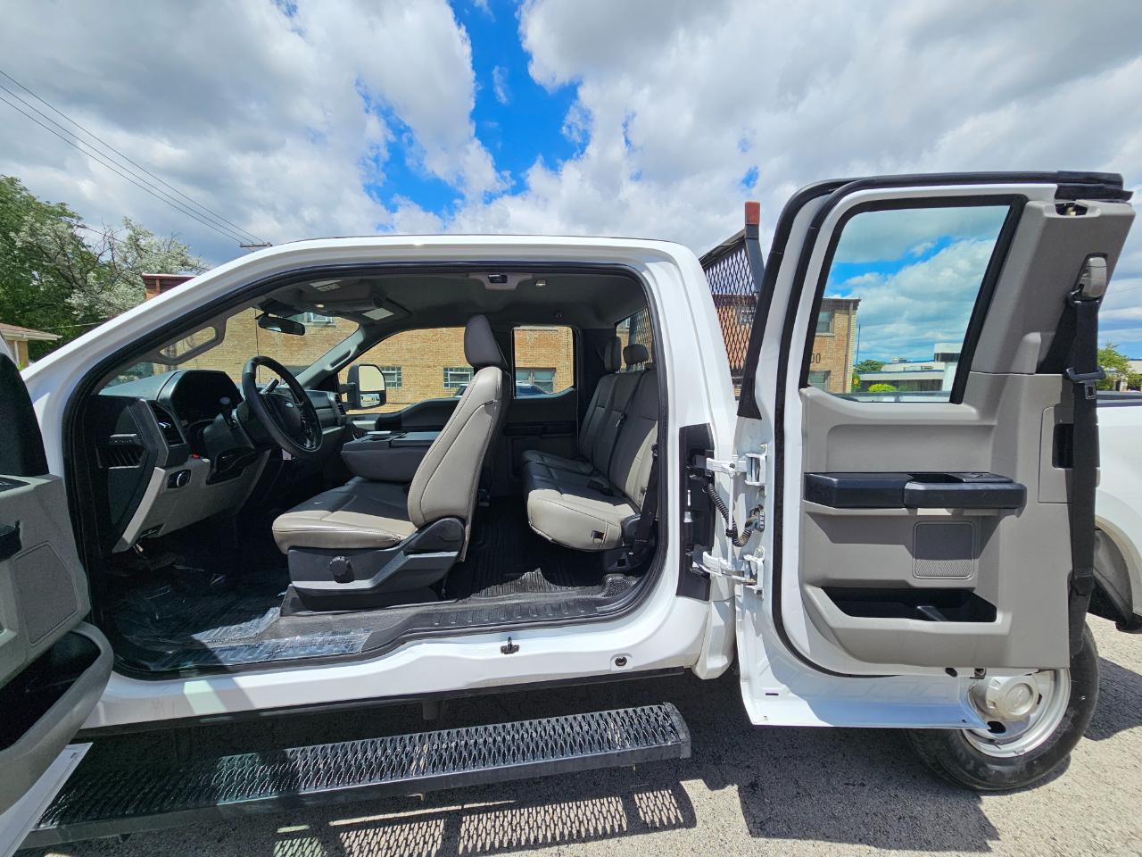 Ford Super Duty F-250 SRW 4WD SuperCab 158" XL 2020
