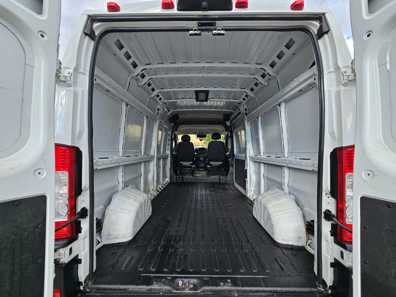 RAM ProMaster Cargo Van Tradesman 2500 High Roof 159" WB w/Pass Seat 2025