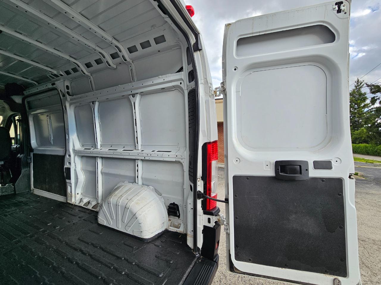 RAM ProMaster Cargo Van Tradesman 2500 High Roof 159" WB w/Pass Seat 2025