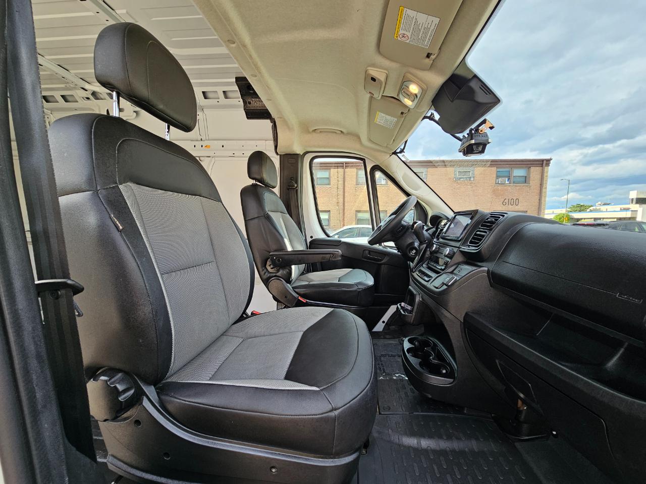RAM ProMaster Cargo Van Tradesman 2500 High Roof 159" WB w/Pass Seat 2025