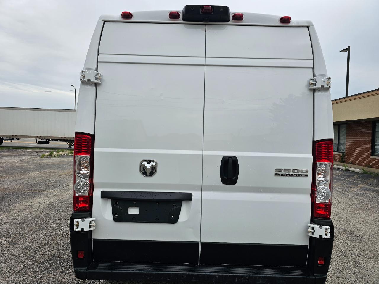 RAM ProMaster Cargo Van Tradesman 2500 High Roof 159" WB w/Pass Seat 2024