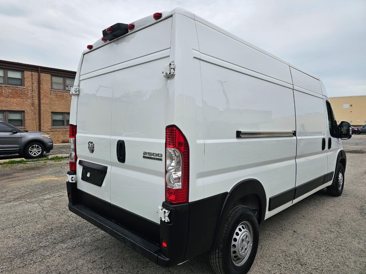 RAM ProMaster Cargo Van Tradesman 2500 High Roof 159" WB w/Pass Seat 2024