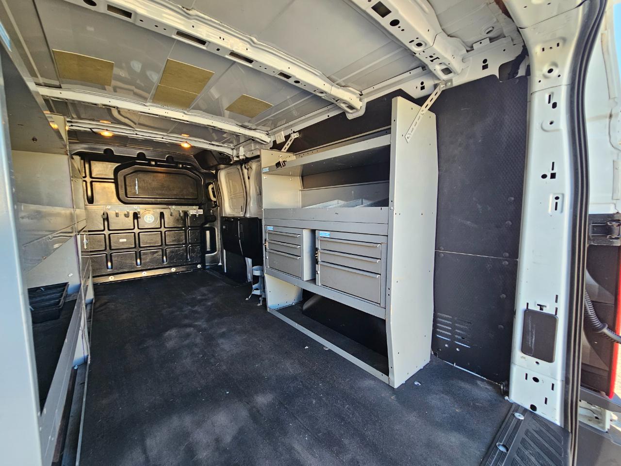 Ford Transit Cargo Van T-250 148" Low Rf 9000 GVWR Swing-Out RH Dr 2018