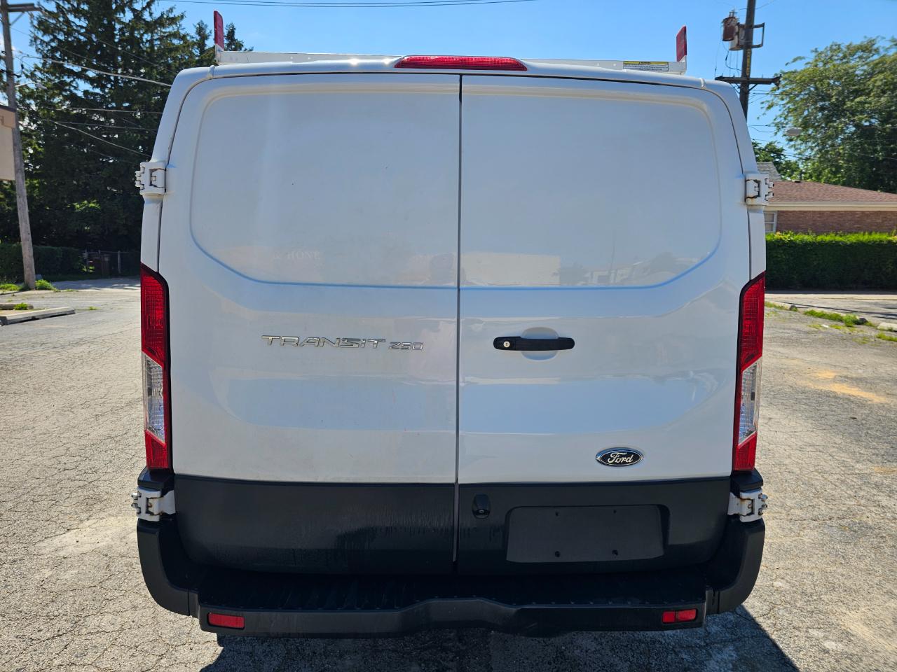 Ford Transit Cargo Van T-350 148" Low Rf 9500 GVWR Swing-Out RH Dr 2016