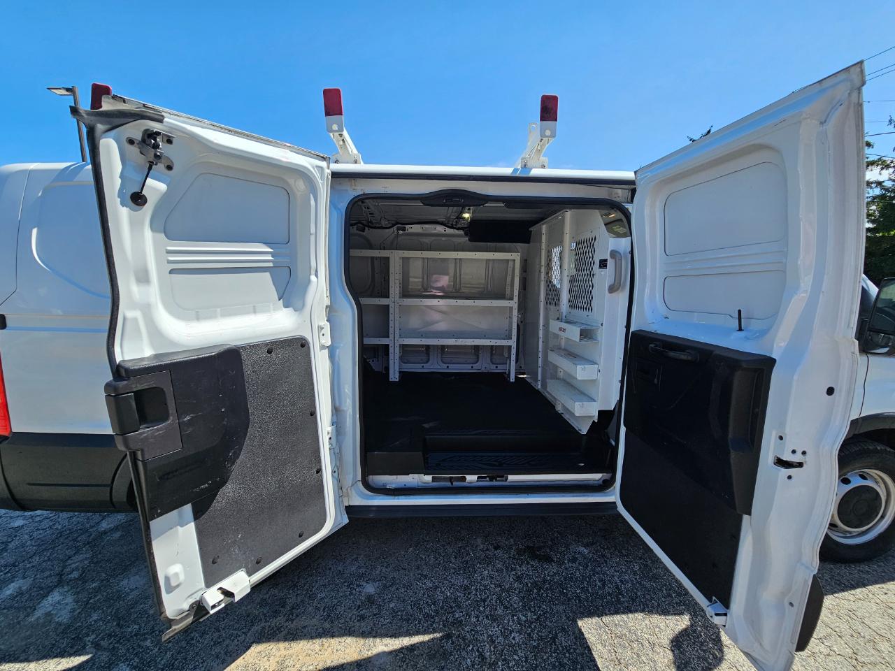 Ford Transit Cargo Van T-350 148" Low Rf 9500 GVWR Swing-Out RH Dr 2016