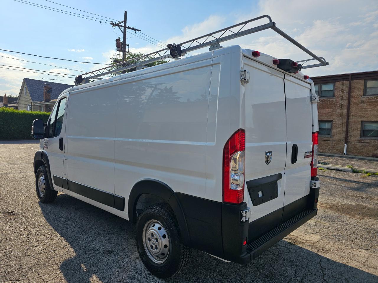 RAM ProMaster Cargo Van 1500 Low Roof 136" WB 2022