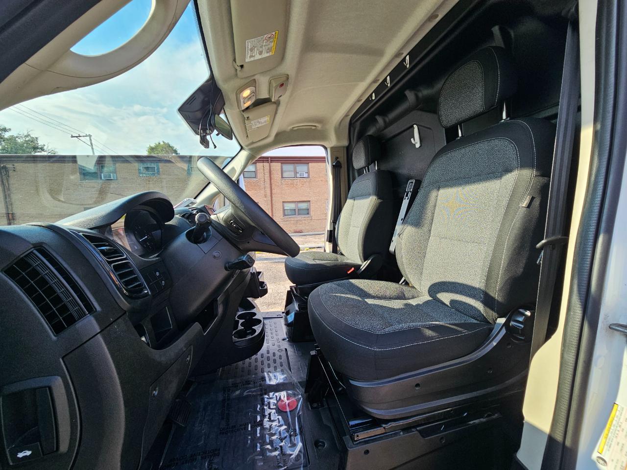 RAM ProMaster Cargo Van 1500 Low Roof 136" WB 2022